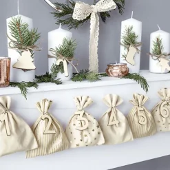 DIY Adventskalender med tygpåsar och träsiffror