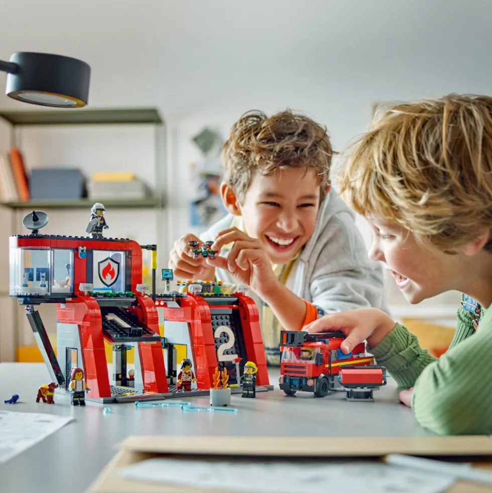 LEGO City - Brandstation med brandbil 6+