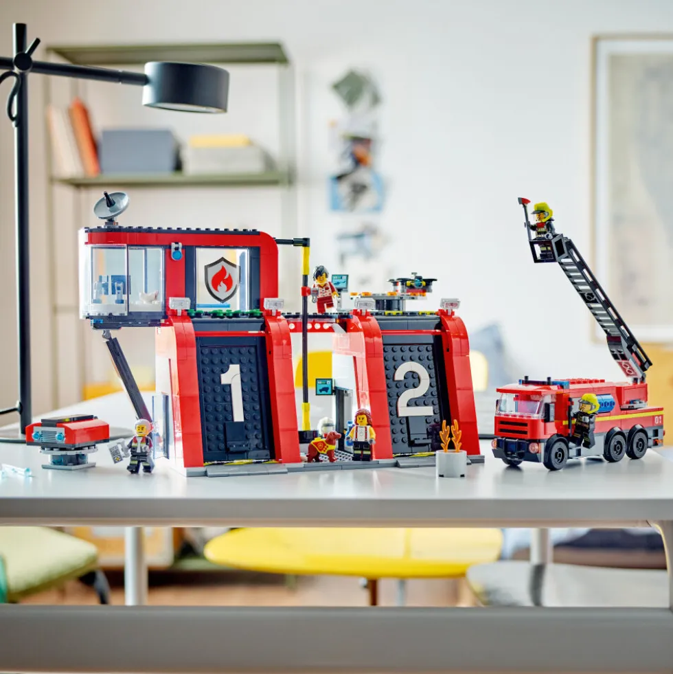 LEGO City - Brandstation med brandbil 6+