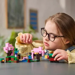 LEGO Minecraft - Körsbärsträdgården 8+